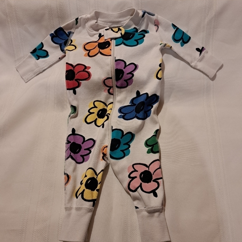 Hanna Andersson size 50 or 0-3 months pajama play condition